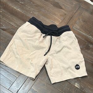 ZYIA Men's Beige and Black Athletic Shorts